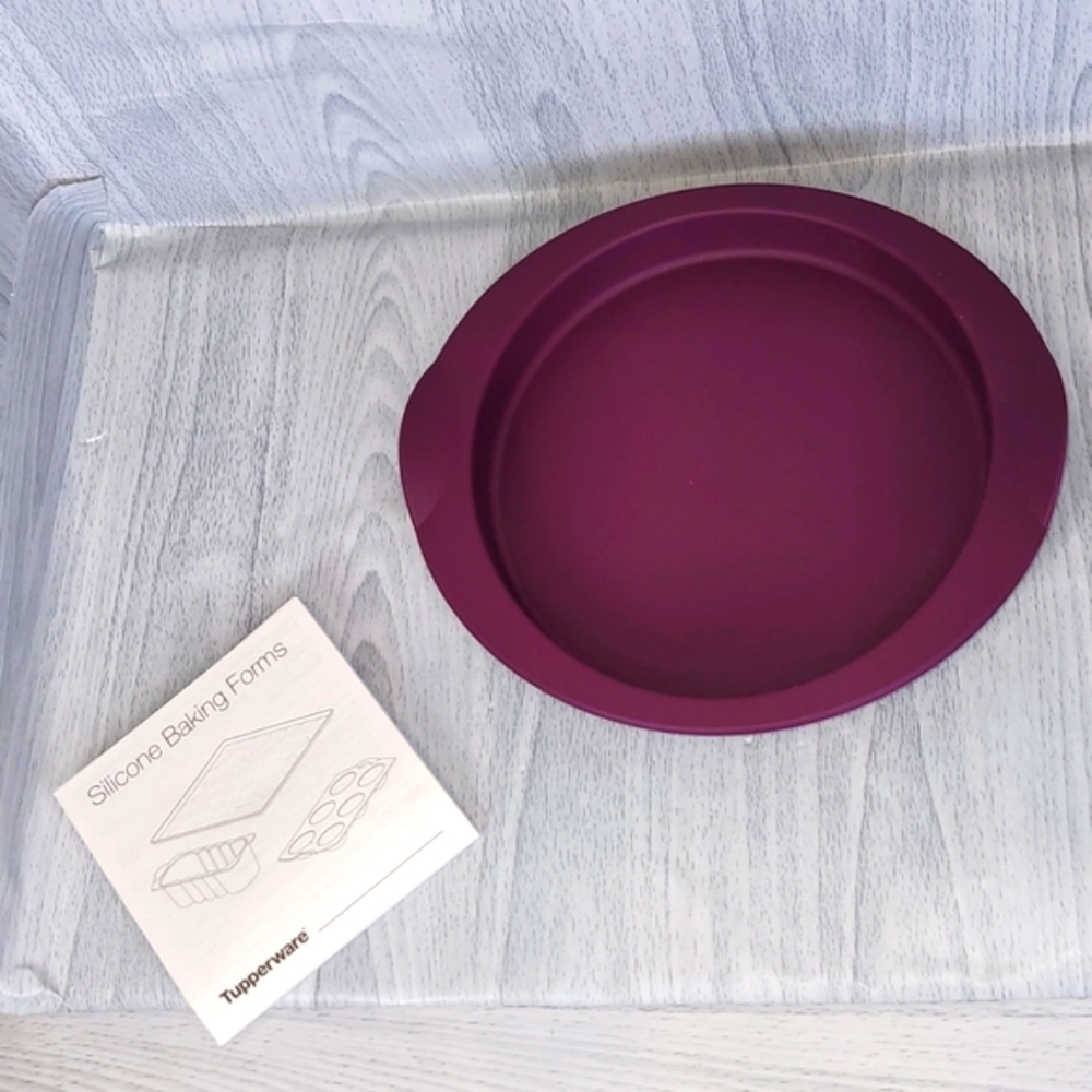 Tupperware Silicone Round Mold set of 2 New